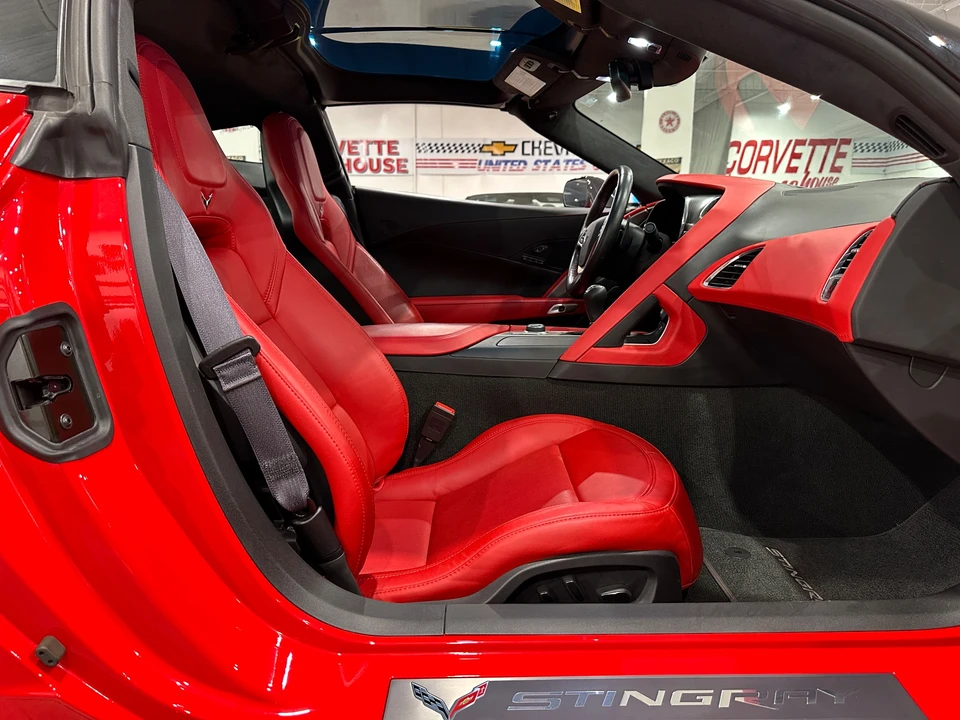 2015 Chevrolet Corvette C7 - Image 11 of 31