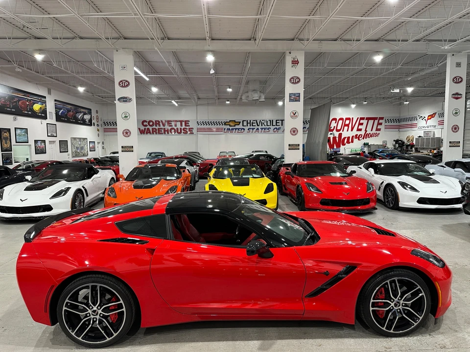 2015 Chevrolet Corvette C7 - Image 6 of 31
