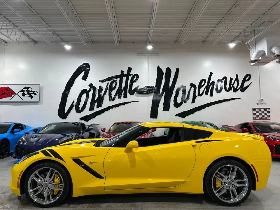 2015 Chevrolet Corvette C7 - Image 2 of 11