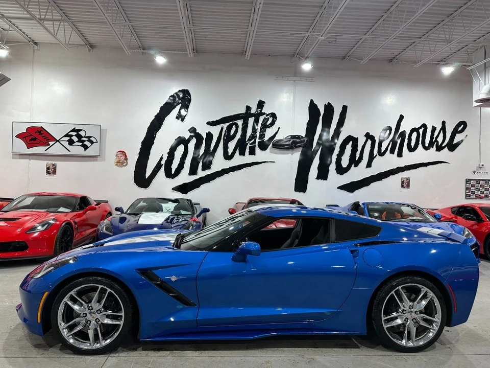 2015 Chevrolet Corvette C7 - Image 2 of 11