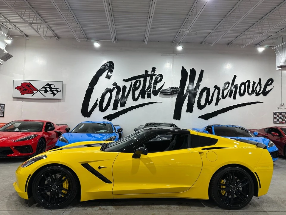2015 Chevrolet Corvette C7 - Image 2 of 11