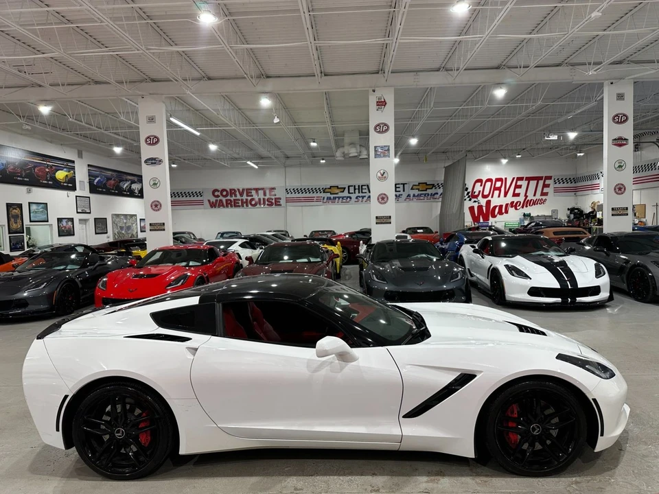 2015 Chevrolet Corvette C7 - Image 6 of 11