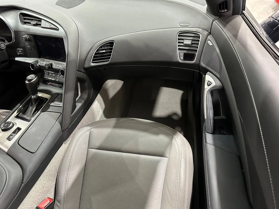 2015 Chevrolet Corvette C7 - Image 12 of 31
