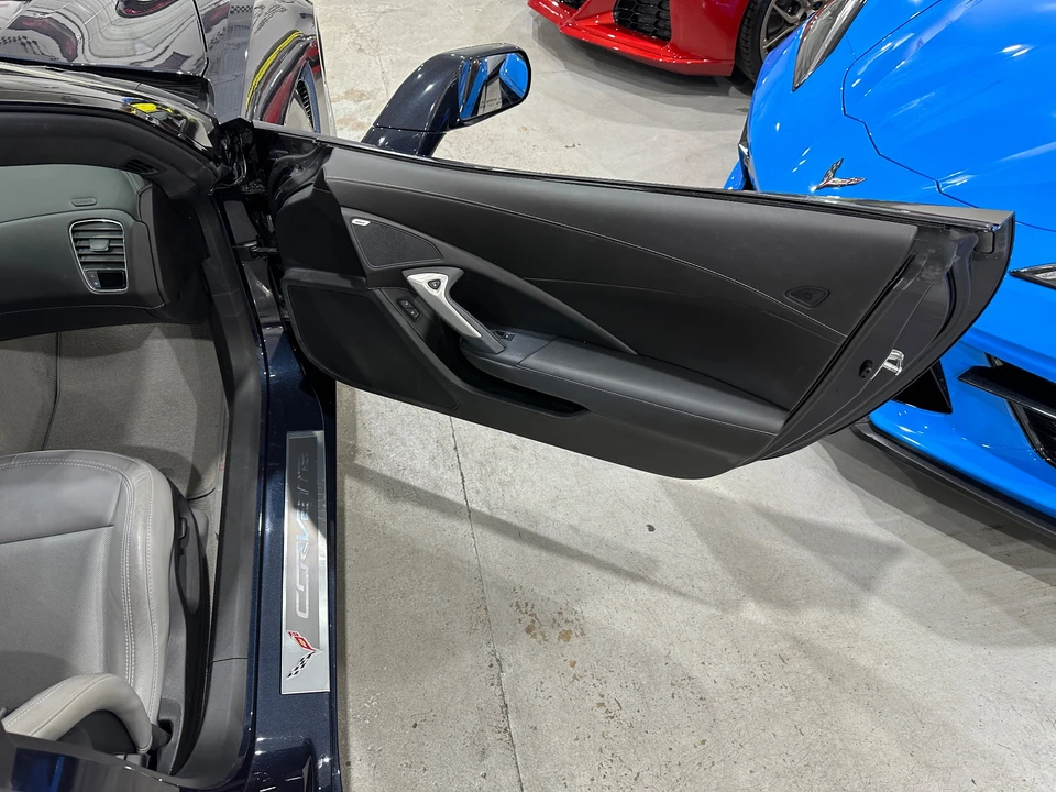 2015 Chevrolet Corvette C7 - Image 15 of 31