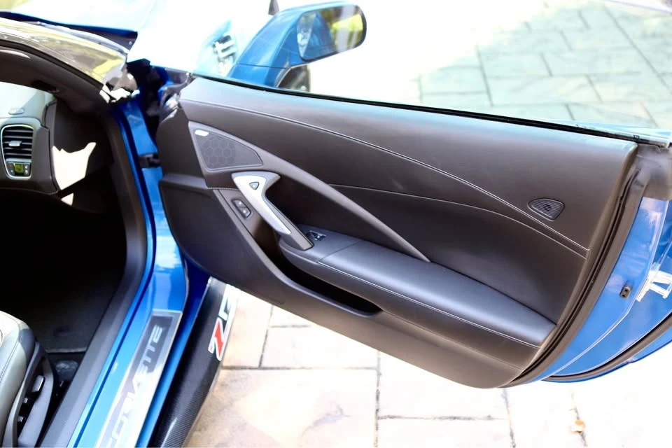 2015 Chevrolet Corvette C7 - Image 16 of 20