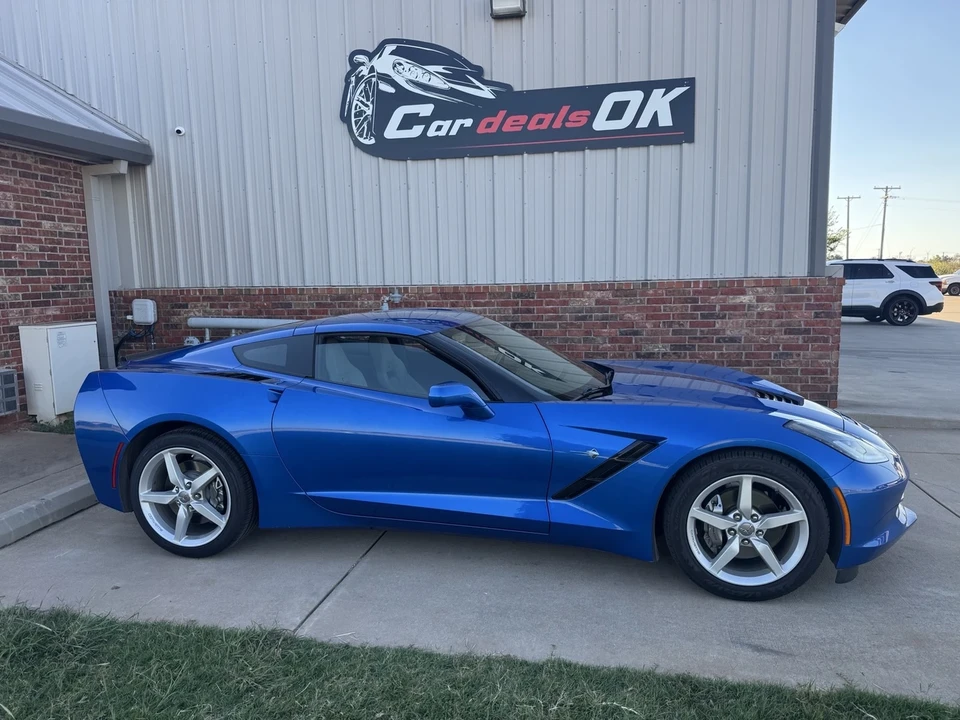2015 Chevrolet Corvette C7 - Image 2 of 15