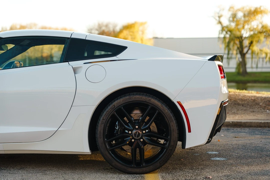 2015 Chevrolet Corvette C7 - Image 5 of 12