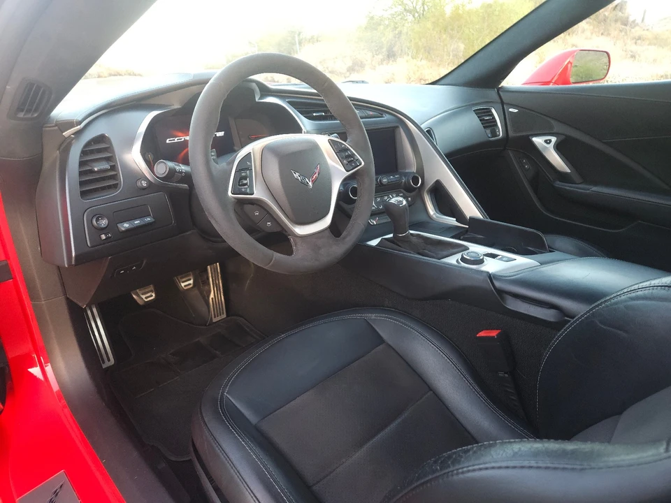 2015 Chevrolet Corvette C7 - Image 27 of 31