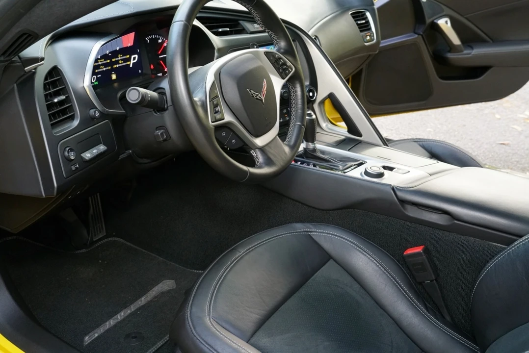 2015 Chevrolet Corvette C7 - Image 16 of 18