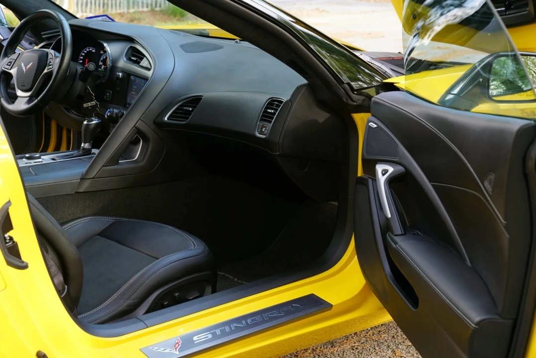 2015 Chevrolet Corvette C7 - Image 10 of 18