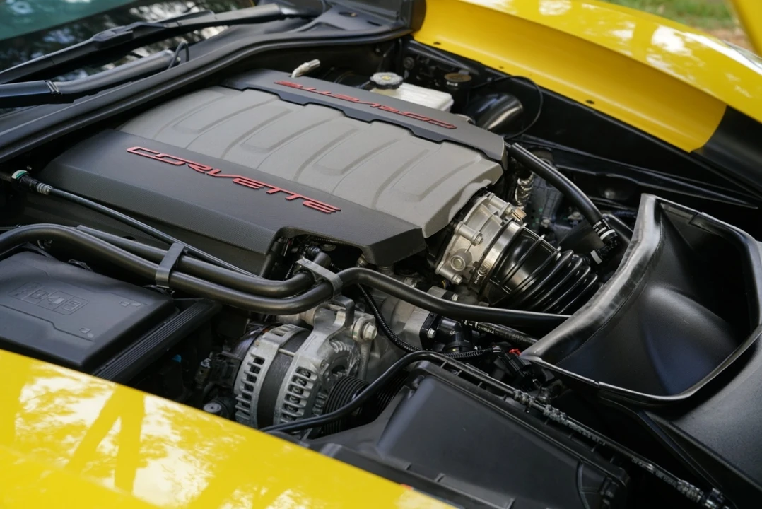 2015 Chevrolet Corvette C7 - Image 17 of 18
