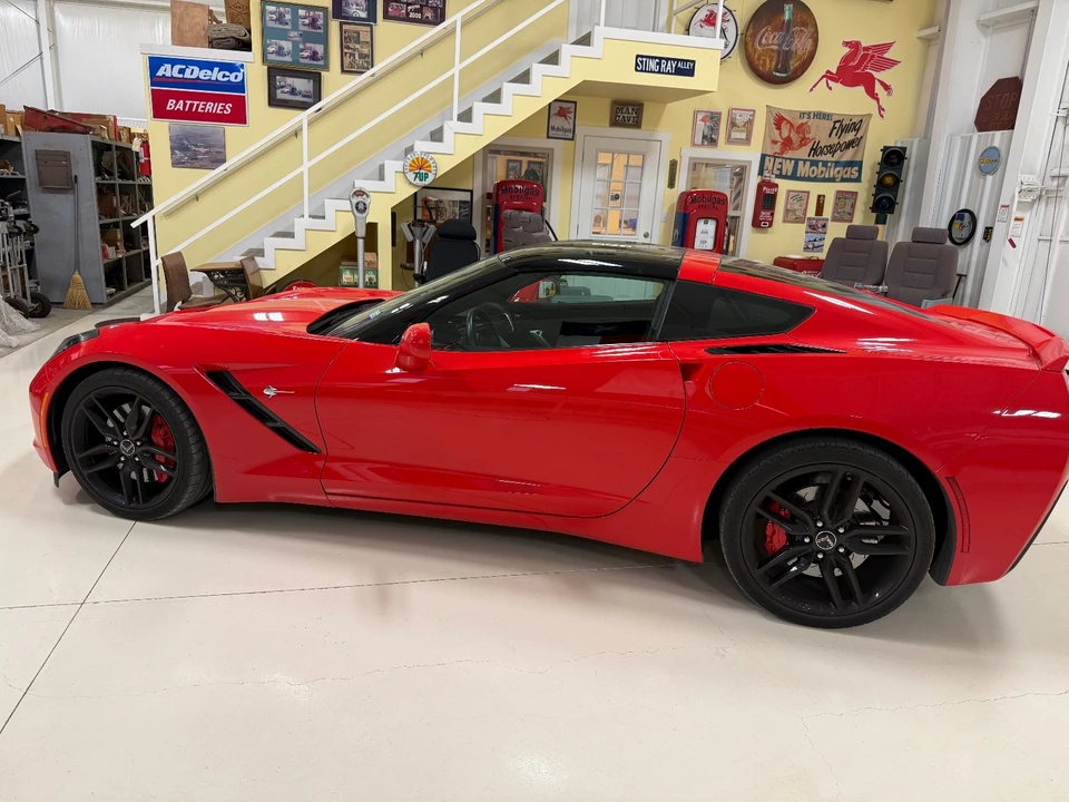 2015 Chevrolet Corvette C7 - Image 3 of 21