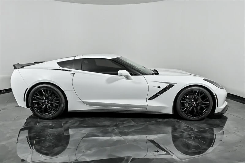 2015 Chevrolet Corvette C7 - Image 10 of 29