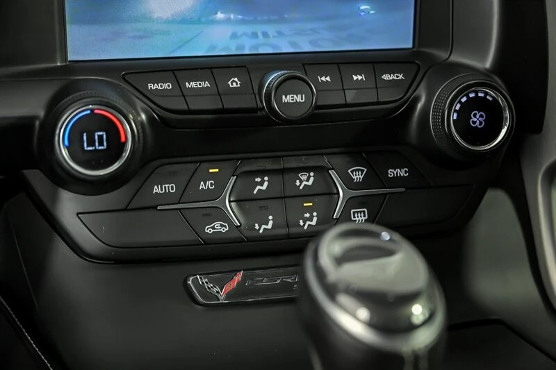 2015 Chevrolet Corvette C7 - Image 25 of 28