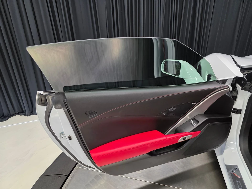 2015 Chevrolet Corvette C7 - Image 16 of 31