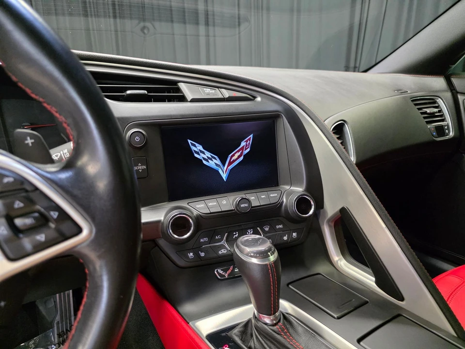 2015 Chevrolet Corvette C7 - Image 24 of 31
