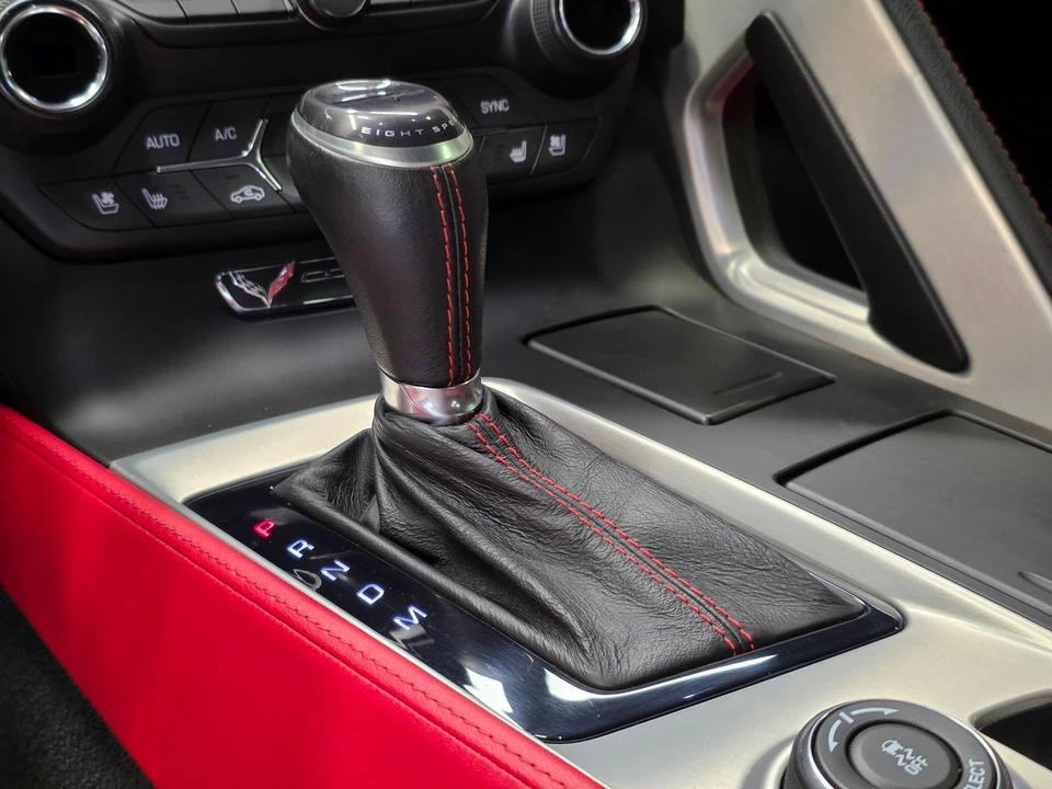 2015 Chevrolet Corvette C7 - Image 27 of 31