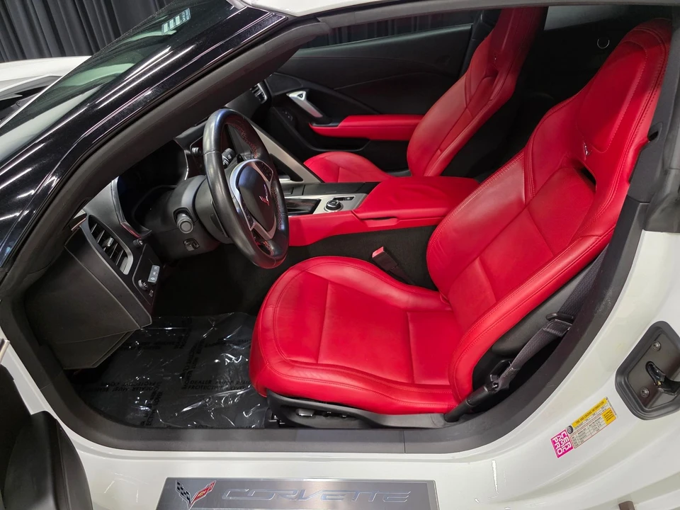 2015 Chevrolet Corvette C7 - Image 17 of 31