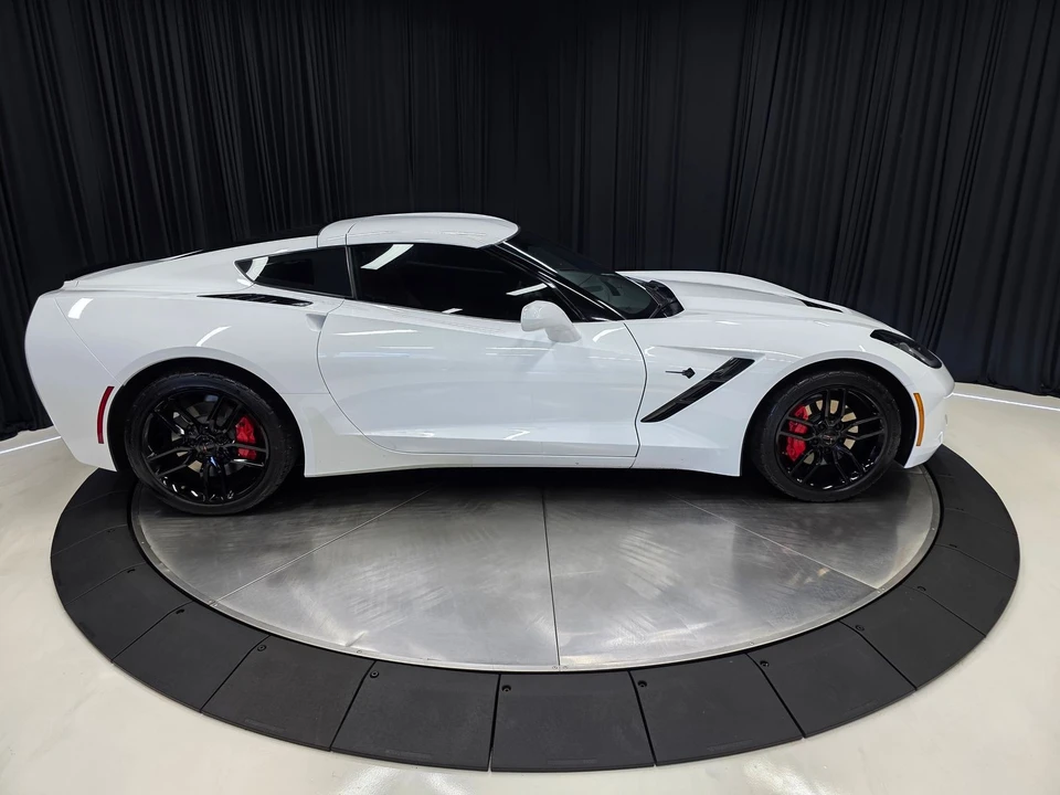 2015 Chevrolet Corvette C7 - Image 13 of 31