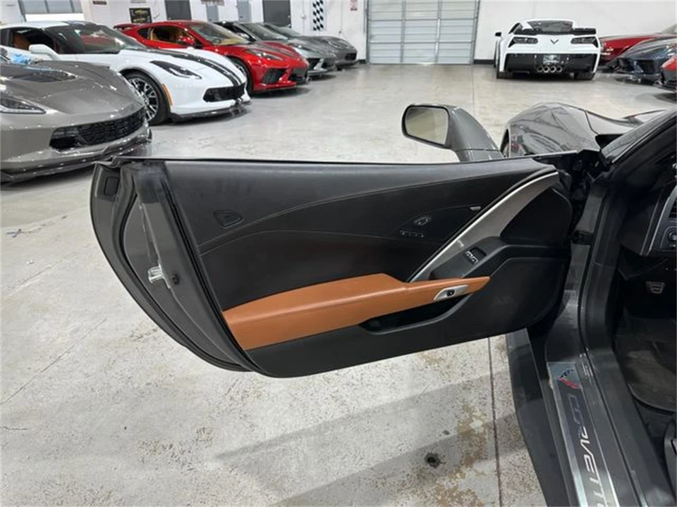 2015 Chevrolet Corvette C7 - Image 12 of 30