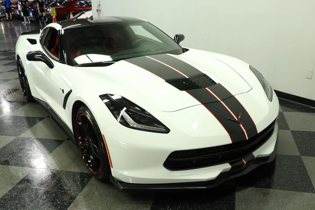 2015 Chevrolet Corvette C7 - Image 15 of 31
