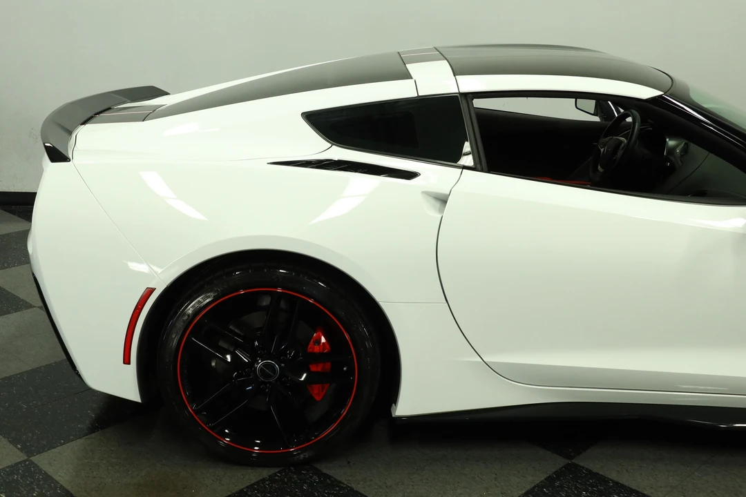 2015 Chevrolet Corvette C7 - Image 28 of 31