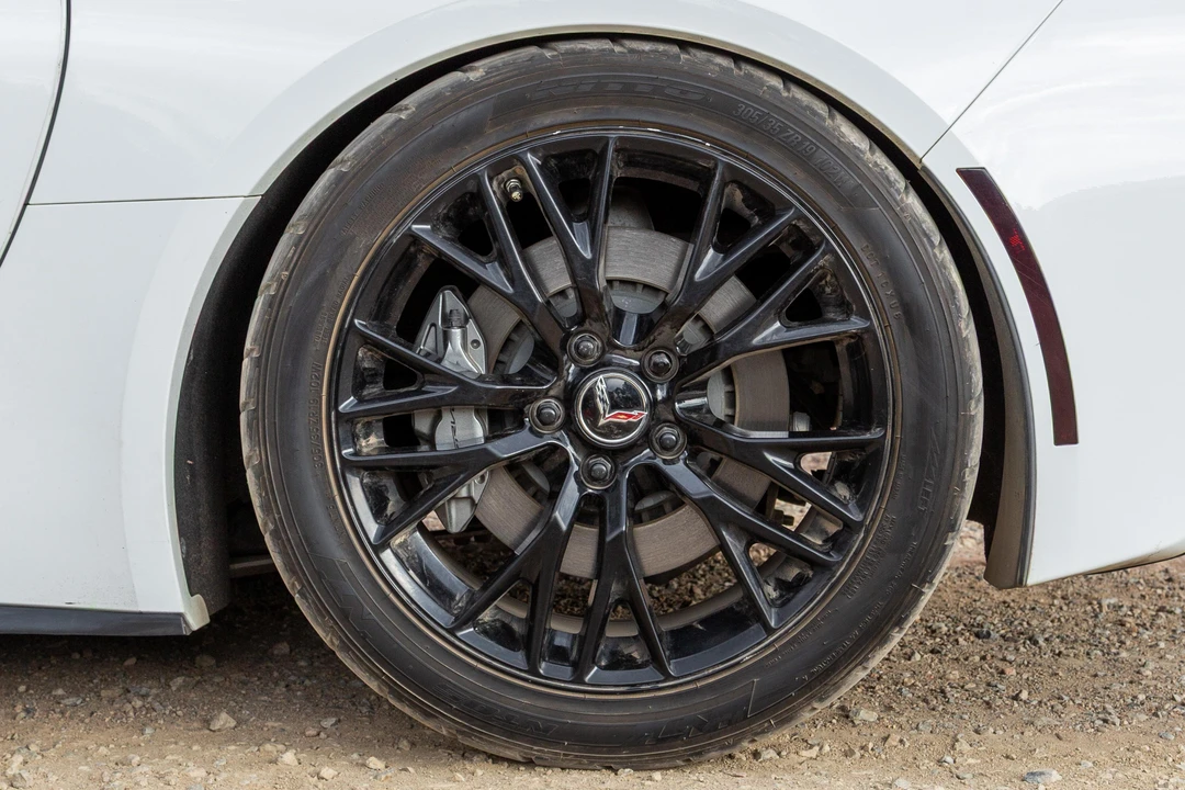 2015 Chevrolet Corvette C7 - Image 28 of 31