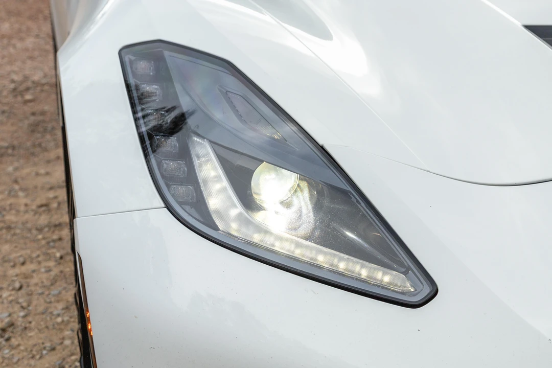 2015 Chevrolet Corvette C7 - Image 11 of 31