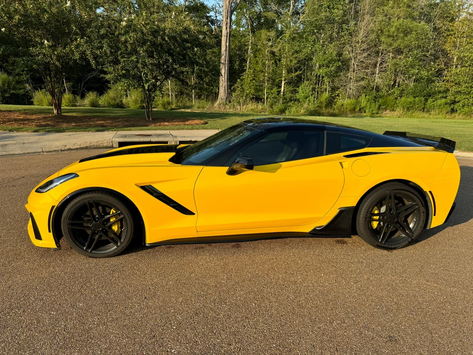 2015 Chevrolet Corvette C7 - Image 8 of 31