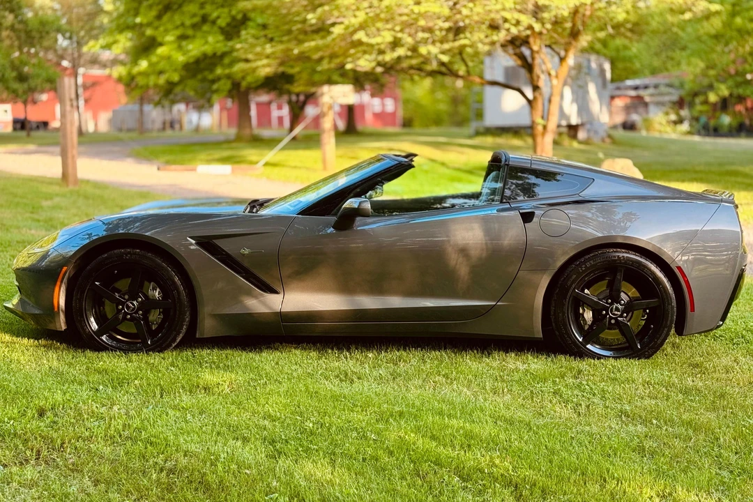 2015 Chevrolet Corvette C7 - Image 3 of 31