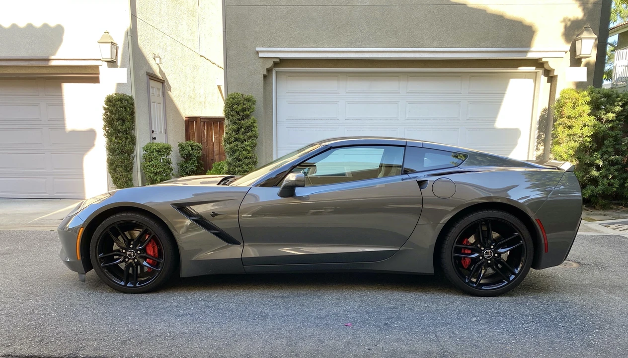 2015 Chevrolet Corvette C7 - Image 2 of 31