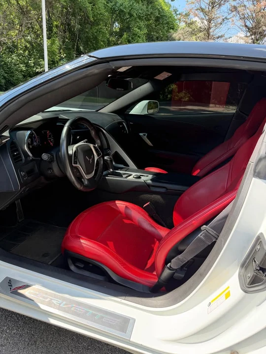 2015 Chevrolet Corvette C7 - Image 10 of 17