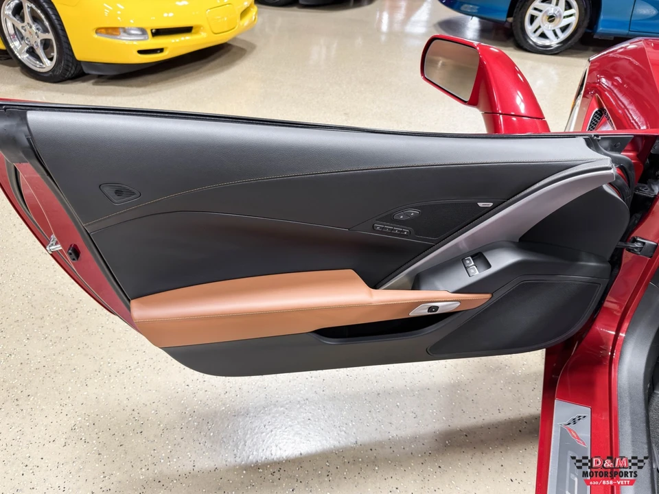 2015 Chevrolet Corvette C7 - Image 28 of 31