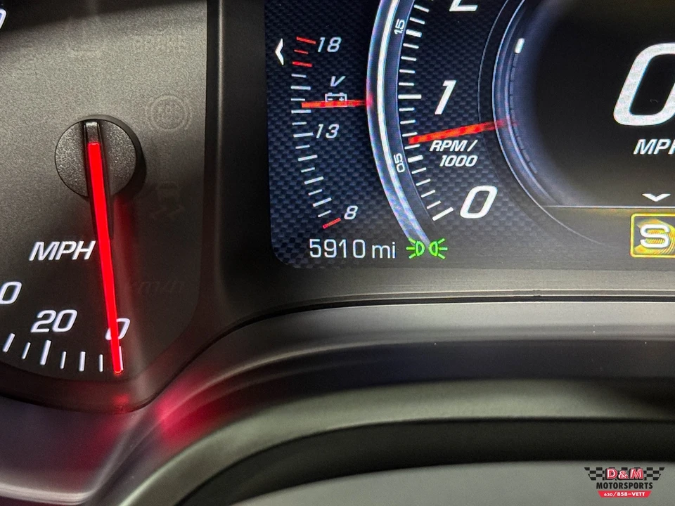 2015 Chevrolet Corvette C7 - Image 18 of 31