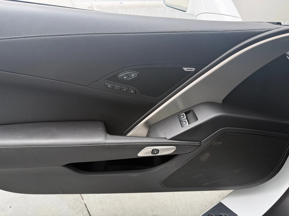 2015 Chevrolet Corvette C7 - Image 7 of 15