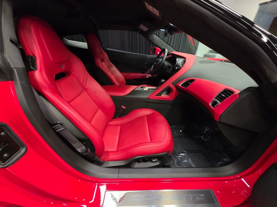 2015 Chevrolet Corvette C7 - Image 2 of 31