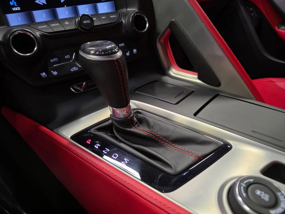 2015 Chevrolet Corvette C7 - Image 28 of 31