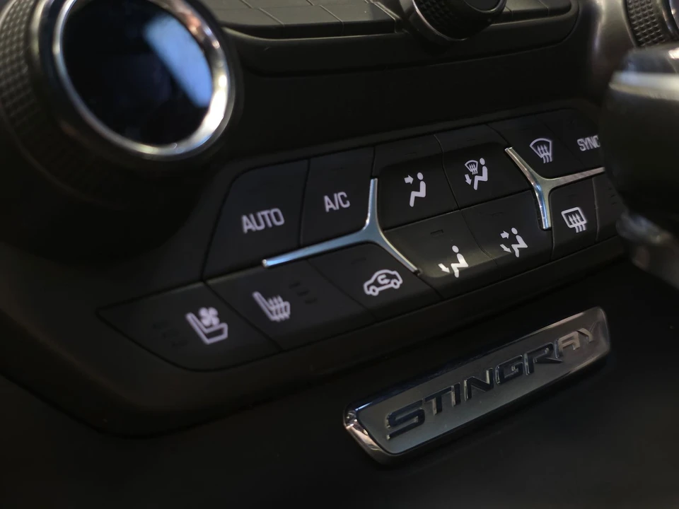 2015 Chevrolet Corvette C7 - Image 26 of 31