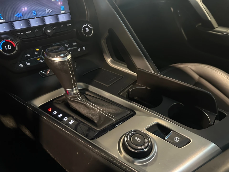 2015 Chevrolet Corvette C7 - Image 17 of 31