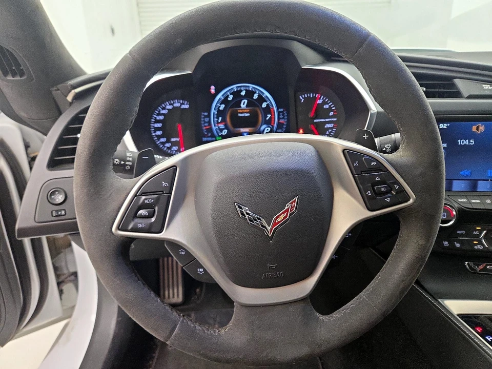 2015 Chevrolet Corvette C7 - Image 11 of 24