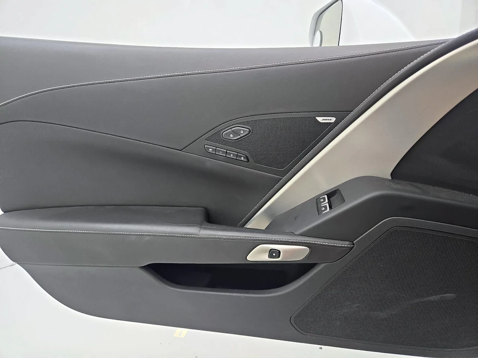 2015 Chevrolet Corvette C7 - Image 13 of 24