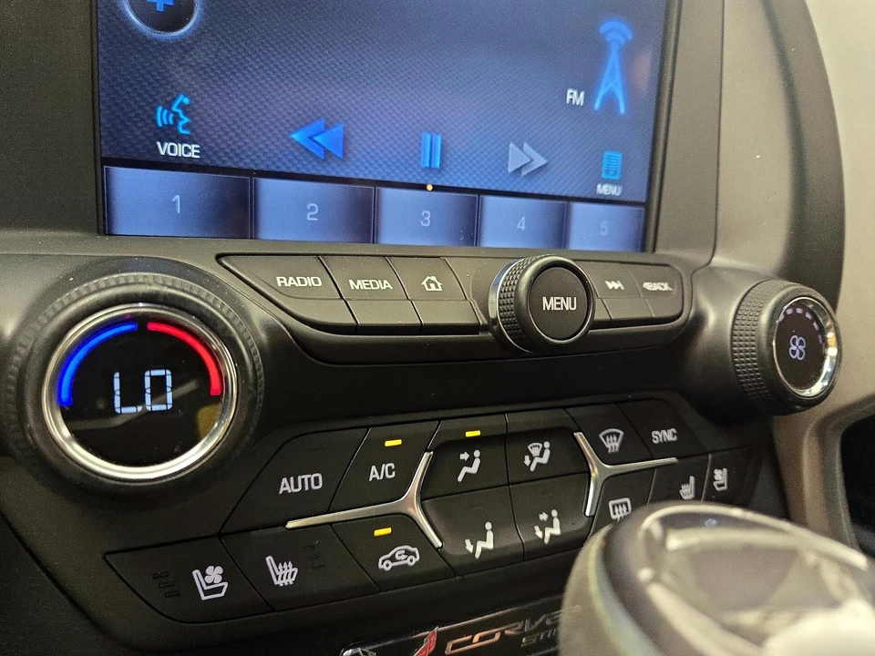 2015 Chevrolet Corvette C7 - Image 17 of 24
