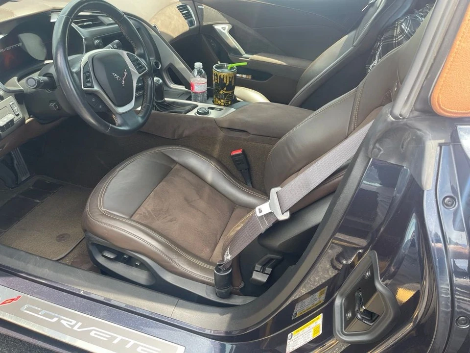 2015 Chevrolet Corvette - Image 3 of 3