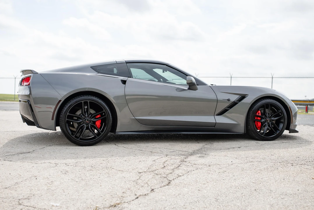 2015 Chevrolet Corvette C7 - Image 15 of 31