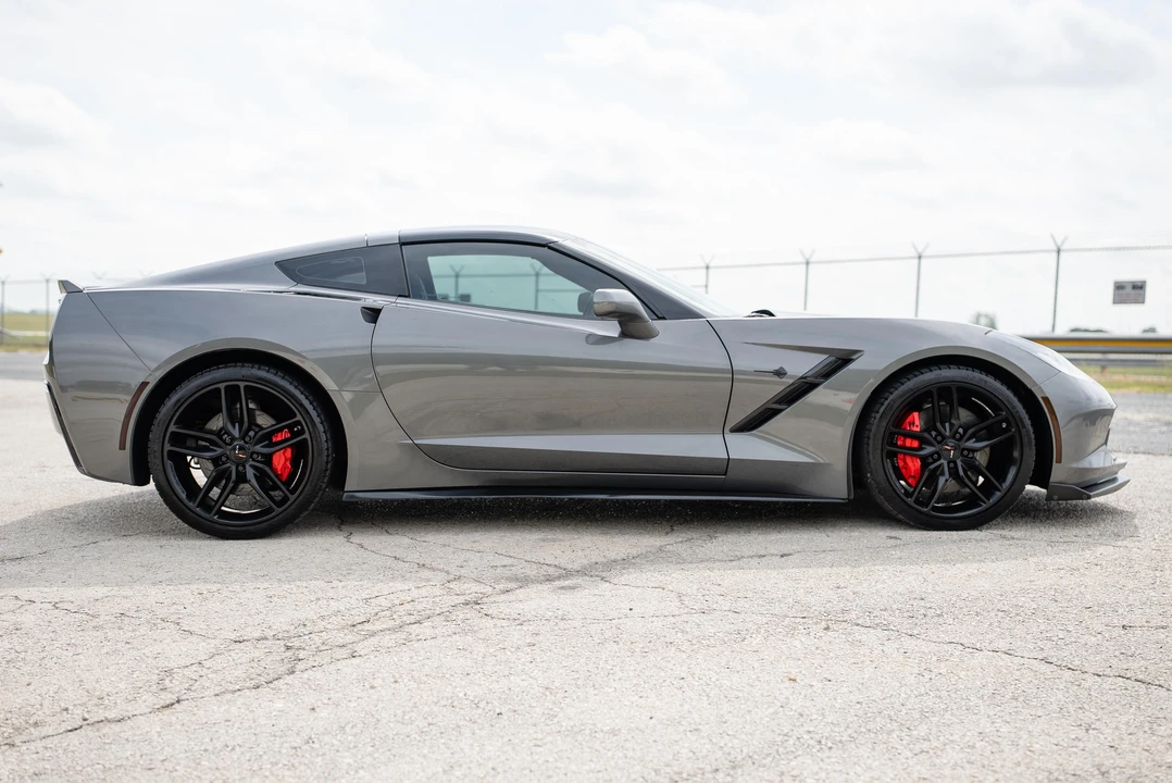 2015 Chevrolet Corvette C7 - Image 16 of 31