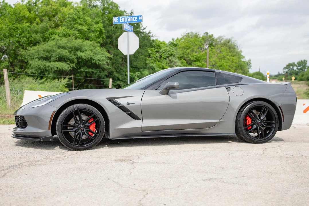 2015 Chevrolet Corvette C7 - Image 9 of 31