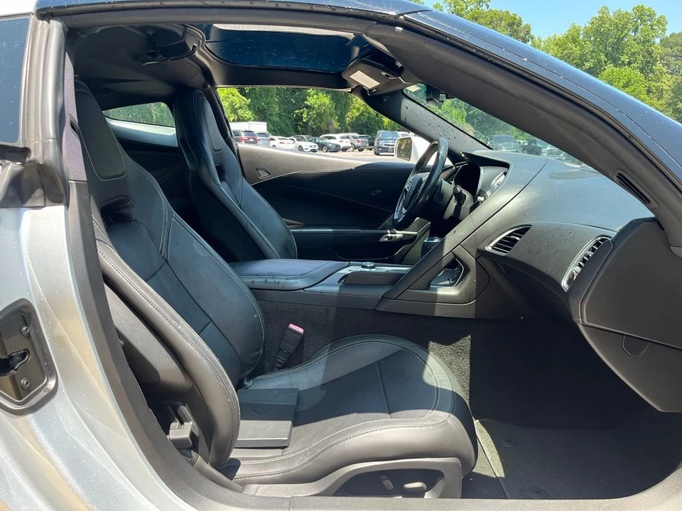 2015 Chevrolet Corvette C7 - Image 10 of 11