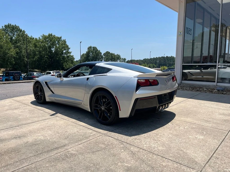2015 Chevrolet Corvette C7 - Image 3 of 11