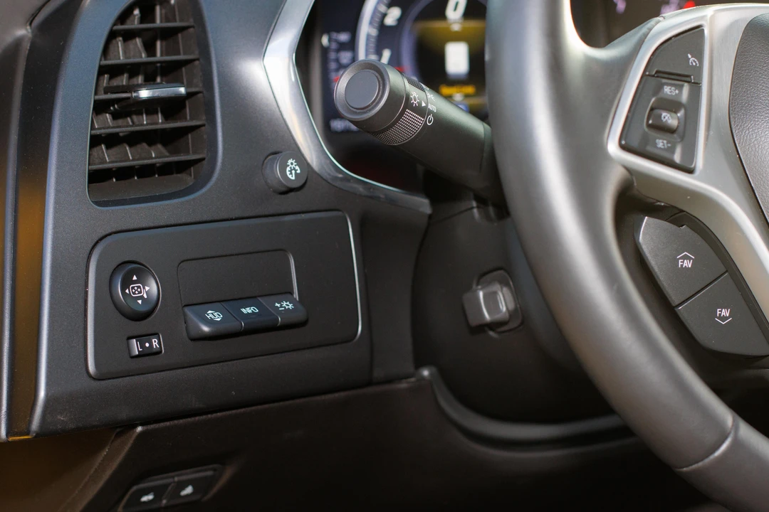 2015 Chevrolet Corvette C7 - Image 29 of 31