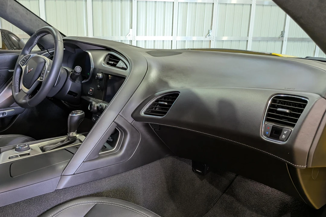 2015 Chevrolet Corvette C7 - Image 25 of 31